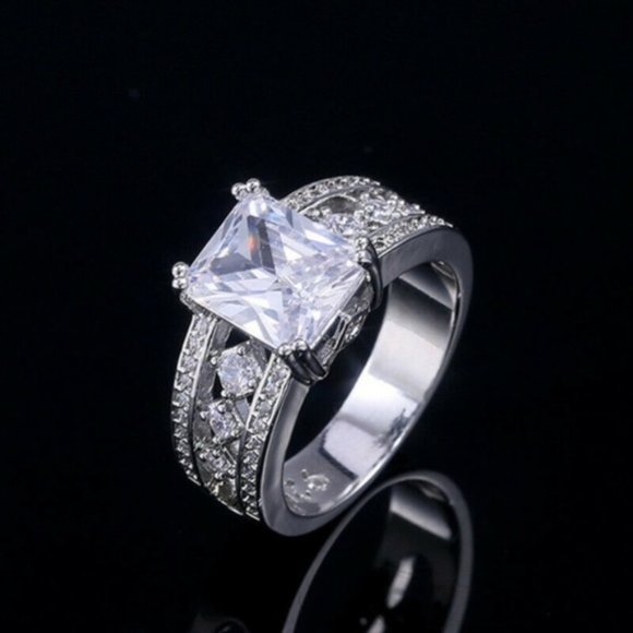 New 925 Silver Engagement White Sapphire Ring - Picture 2 of 5